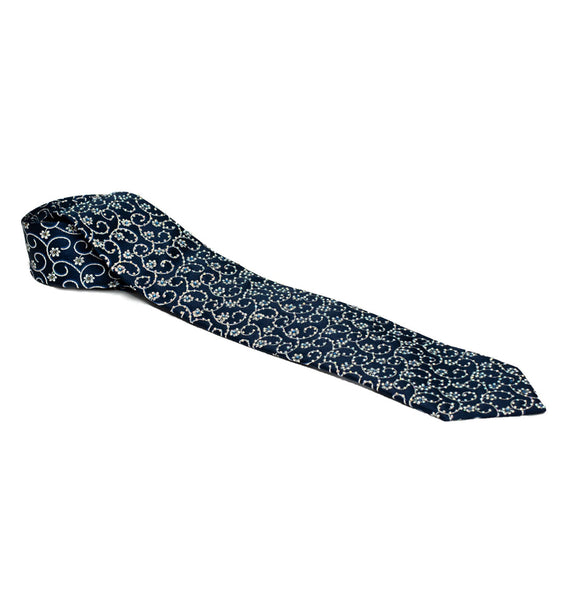 Blue Vine Floral